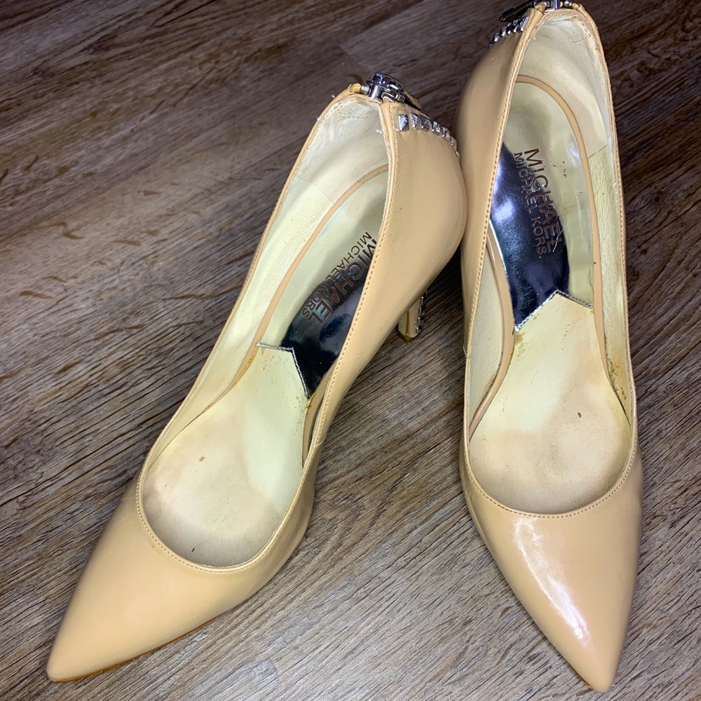 Michael Michael Kors High-Heeled Beige Pump 7.5